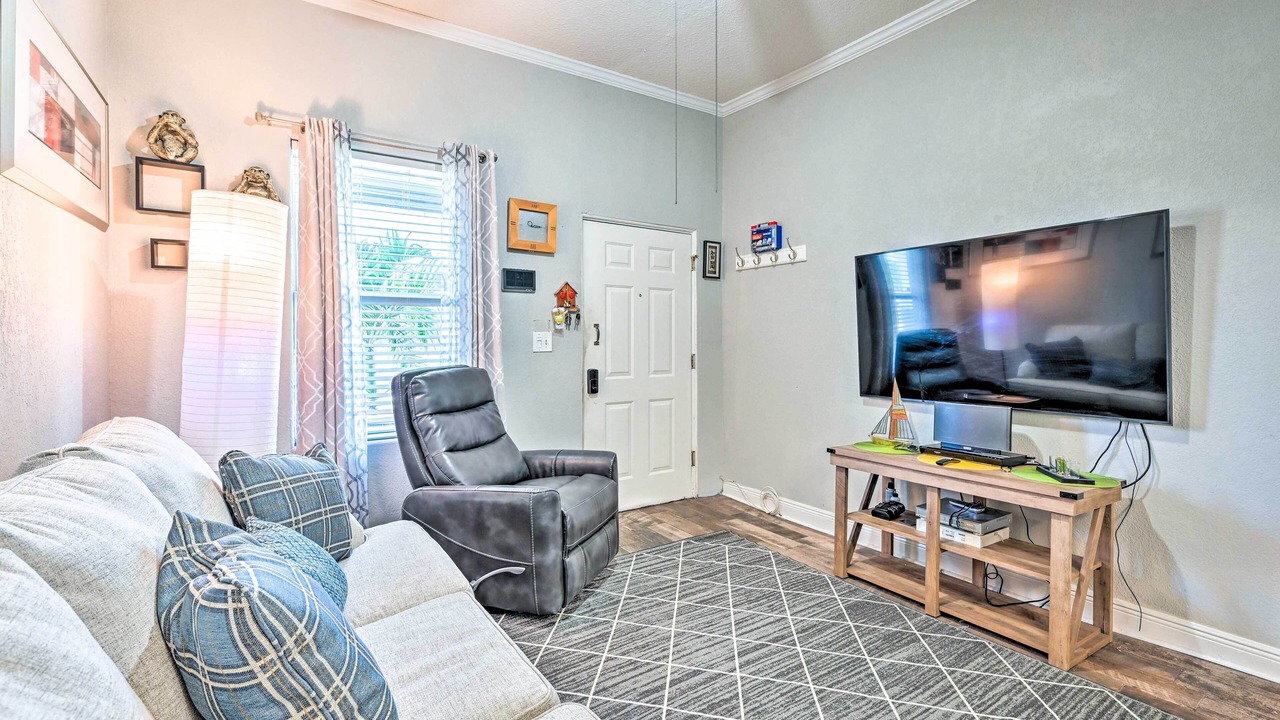 Photo of Livingroom in Ybor City