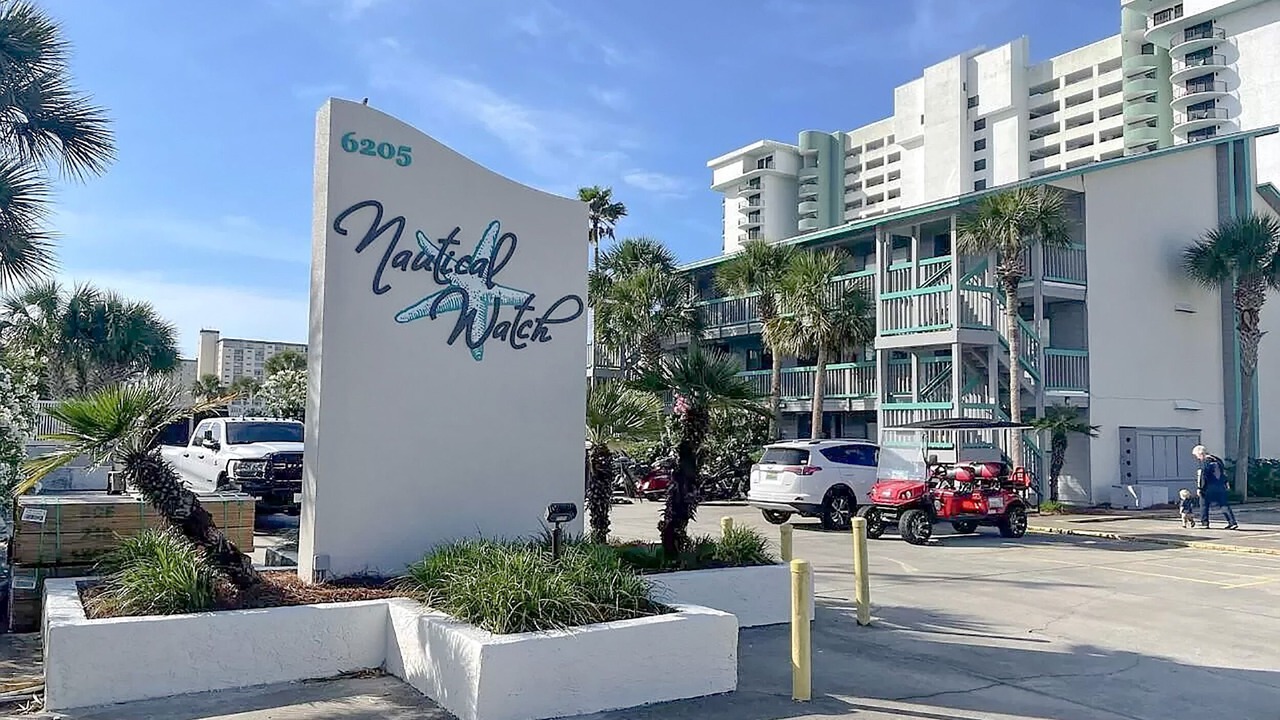 Photo of Outdoor in Biltmore Beach