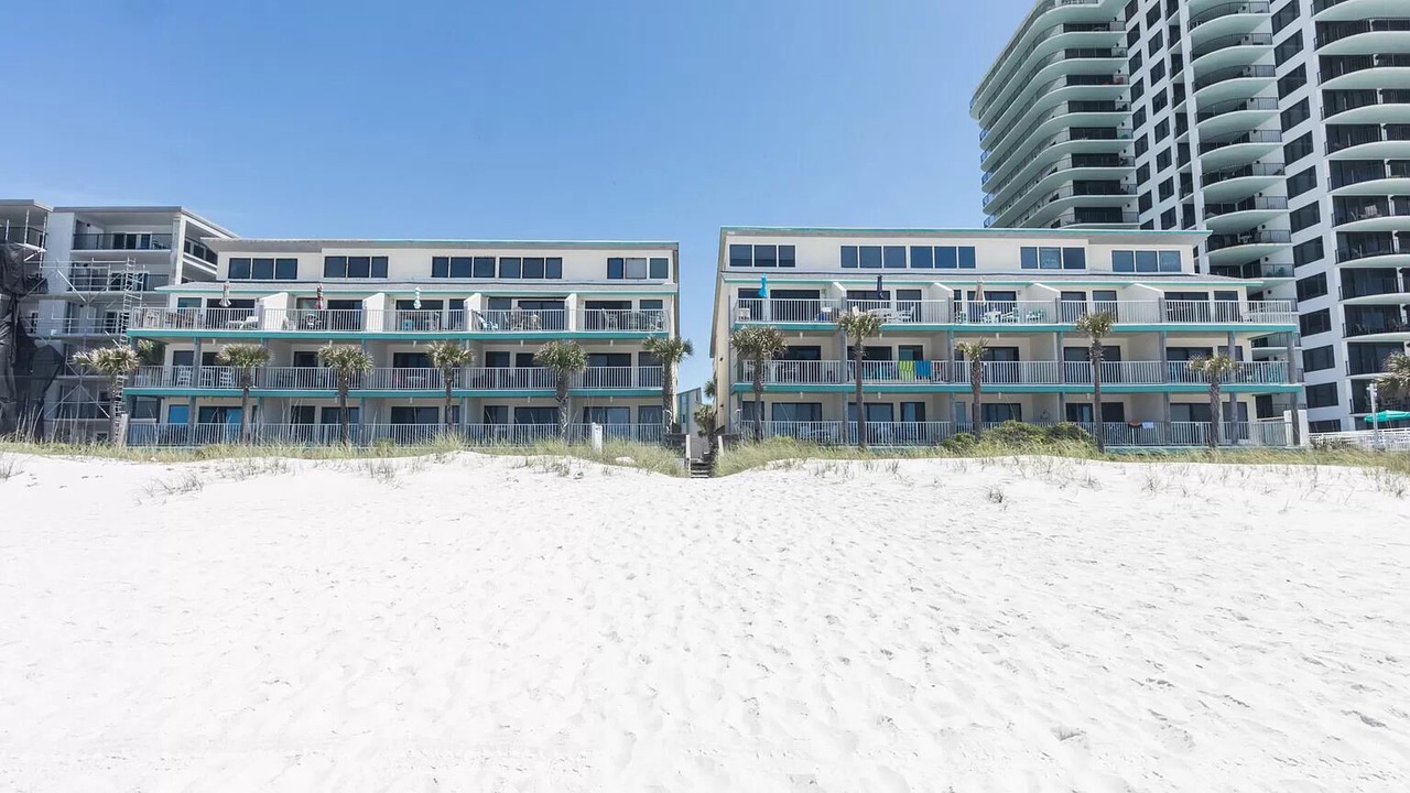 Photo of Outdoor in Biltmore Beach