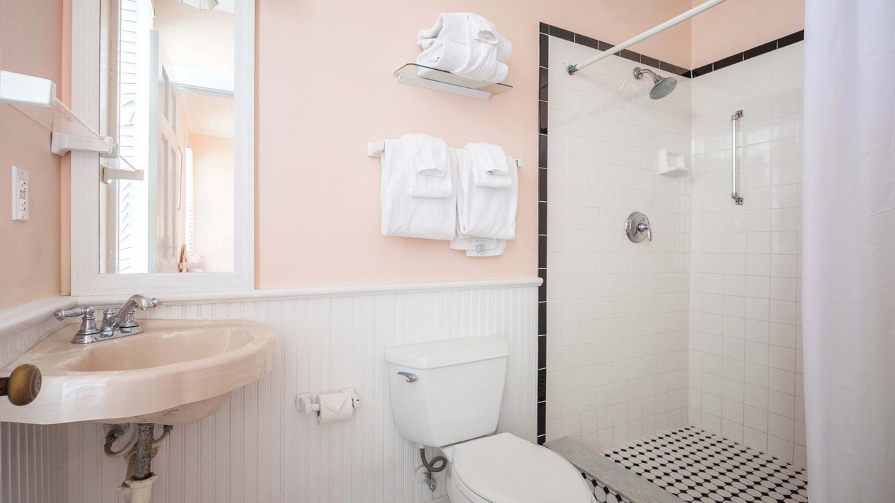 Photo of Bathroom in Historic Seaport