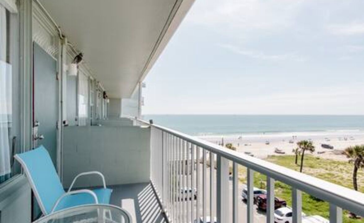 Photo of Patio Balcony in East Daytona