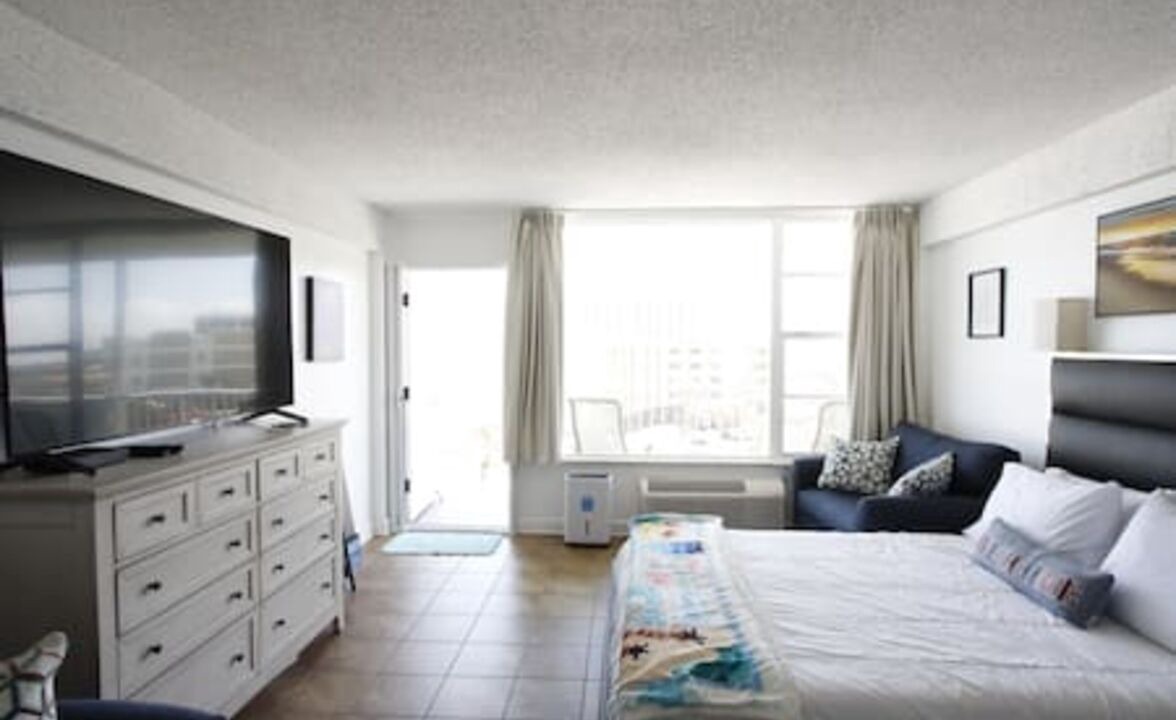 Photo of Bedroom in East Daytona