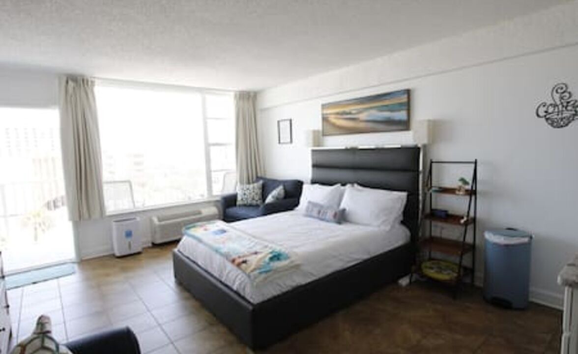 Photo of Bedroom in East Daytona