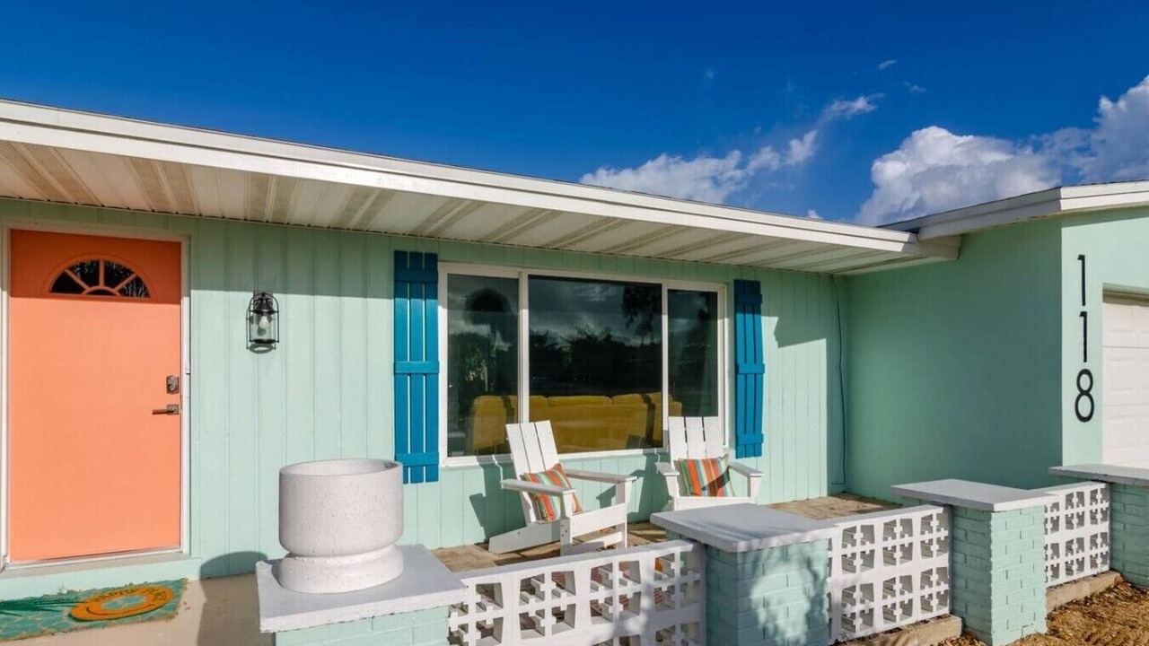 Photo of Patio Balcony in Golden Beach Estates