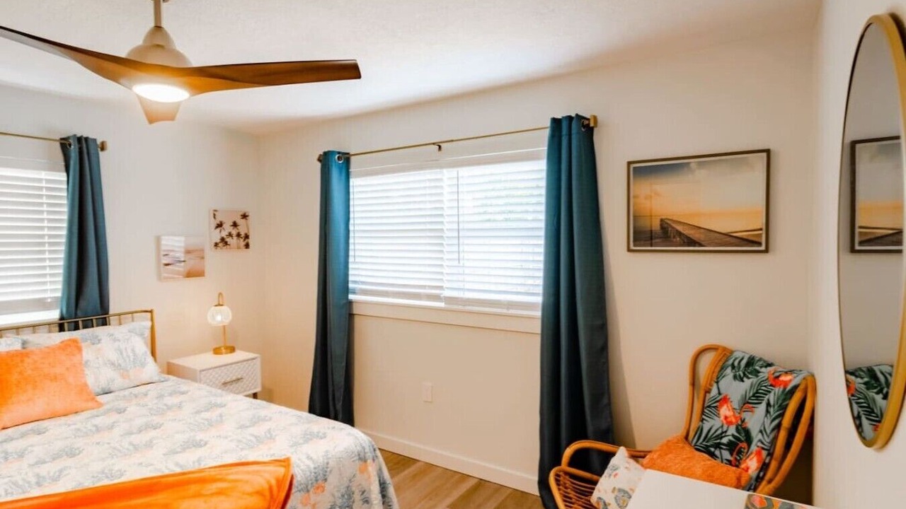 Photo of Bedroom in Golden Beach Estates