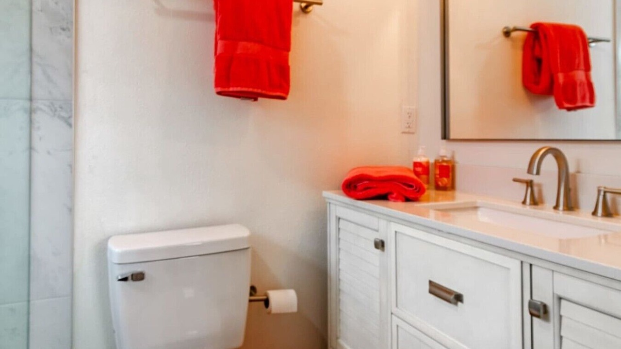 Photo of Bathroom in Golden Beach Estates