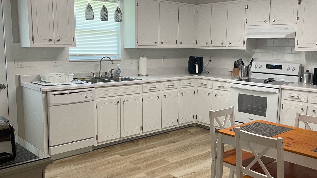 Photo of Kitchen in Waycross