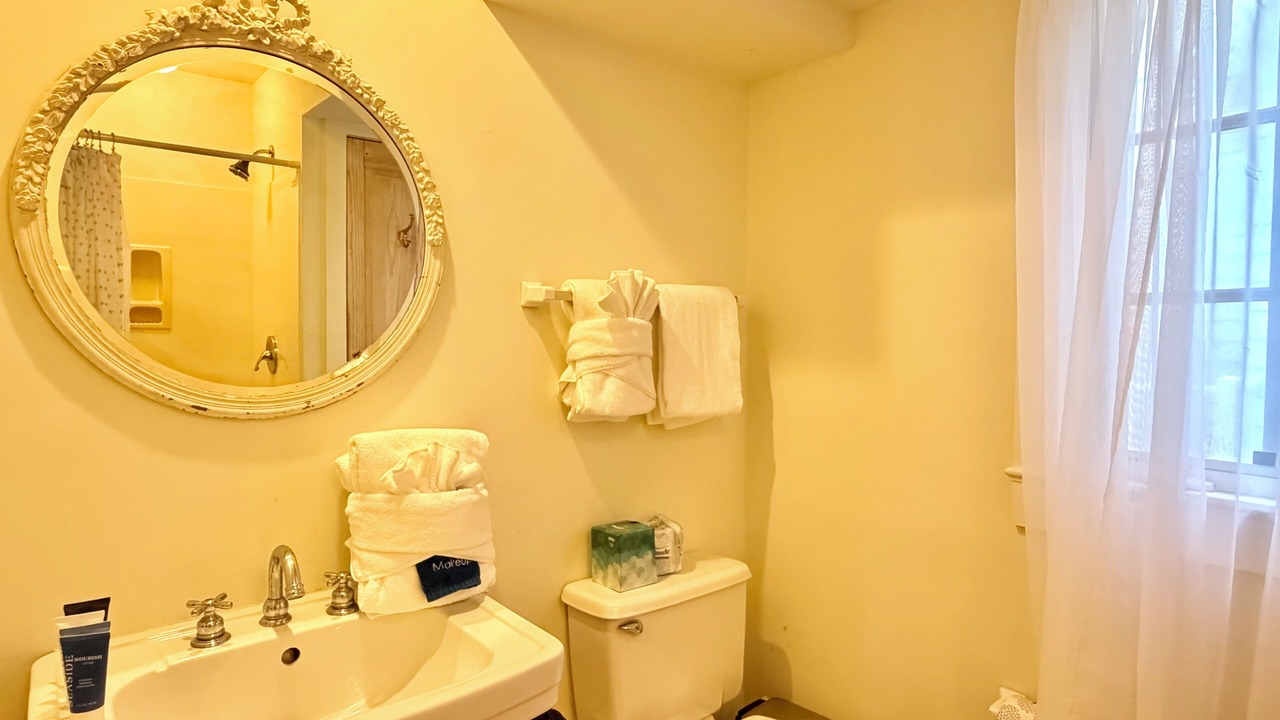 Photo of Bathroom in Seaside
