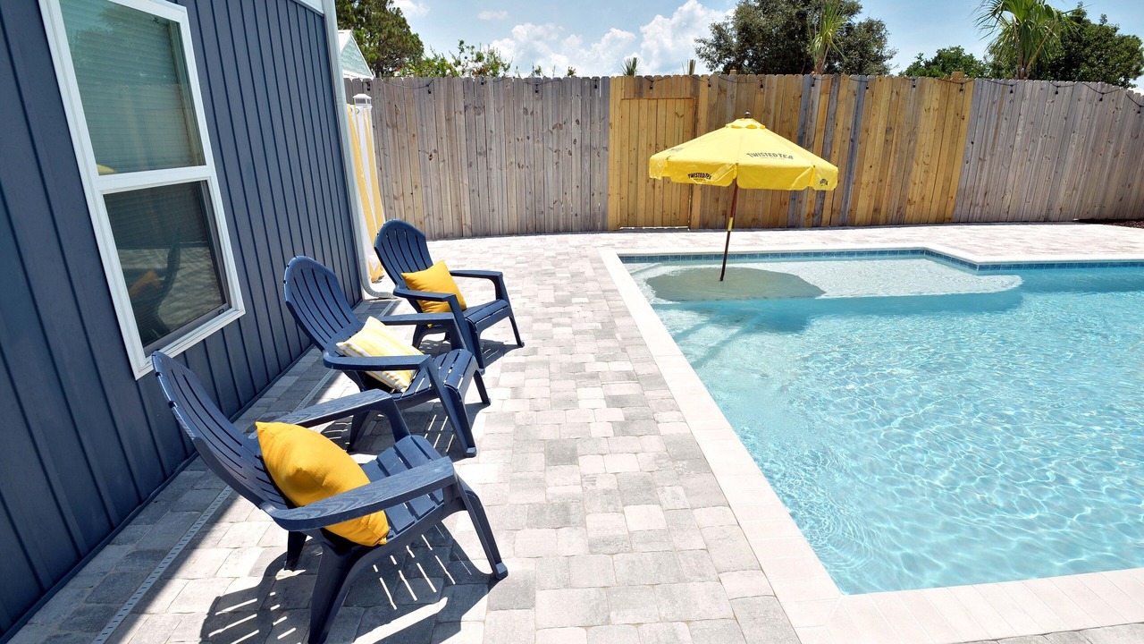 Photo of Outdoor in Biltmore Beach
