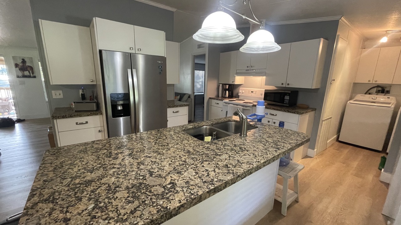 Photo of Kitchen in Clewiston