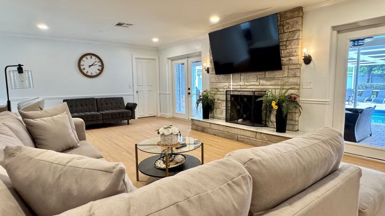 Photo of Livingroom in Brandon