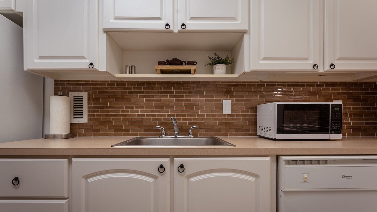 Photo of Kitchen in Hollywood South Central Beach