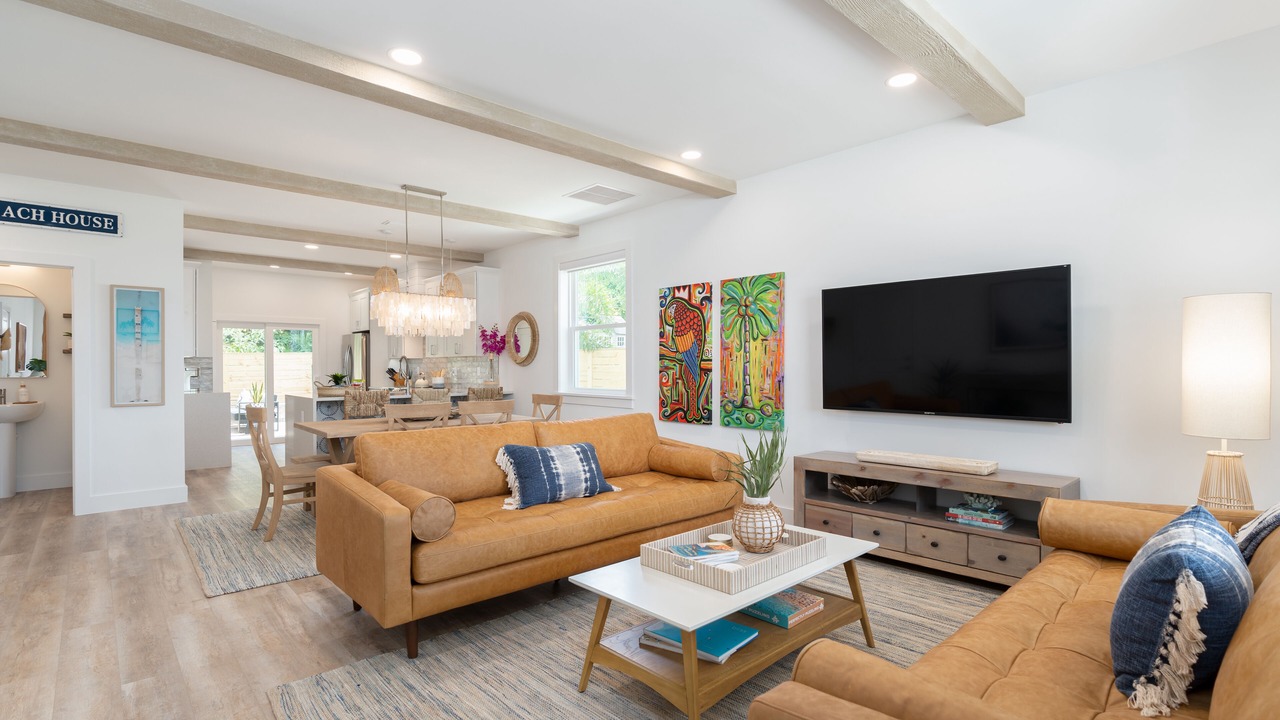 Photo of Livingroom in Butler Beach