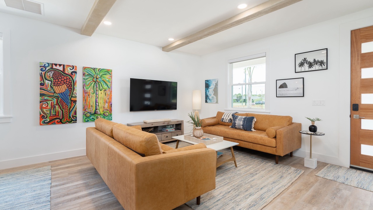 Photo of Livingroom in Butler Beach