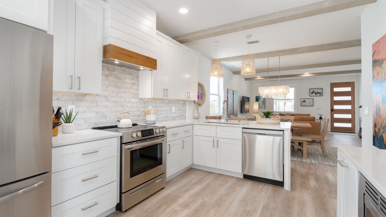 Photo of Kitchen in Butler Beach