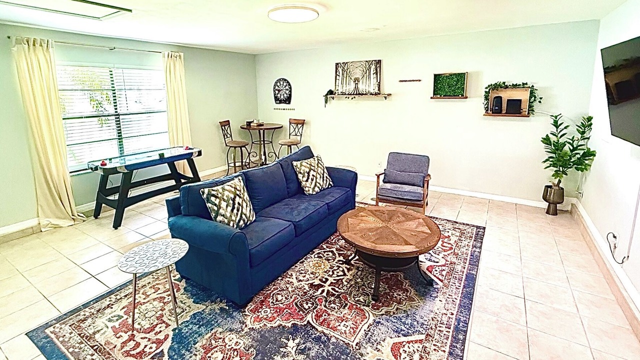 Photo of Livingroom in Palm Bay