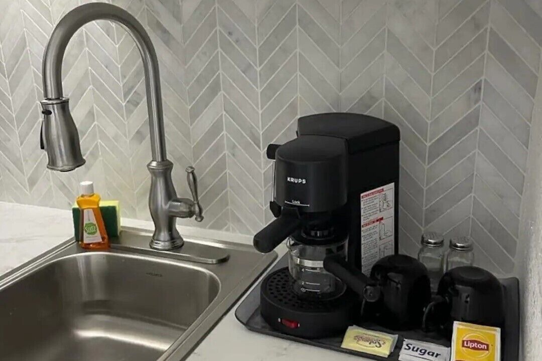 Photo of Kitchen in Egypt Lake-Leto