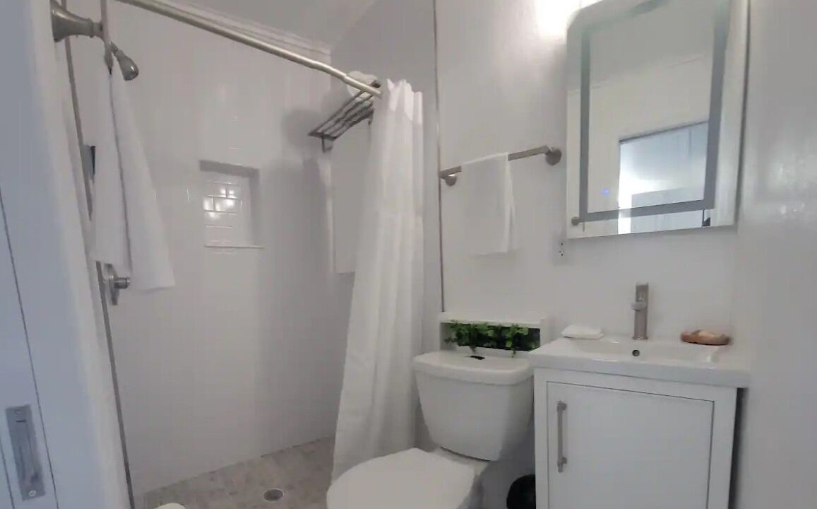 Photo of Bathroom in Egypt Lake-Leto