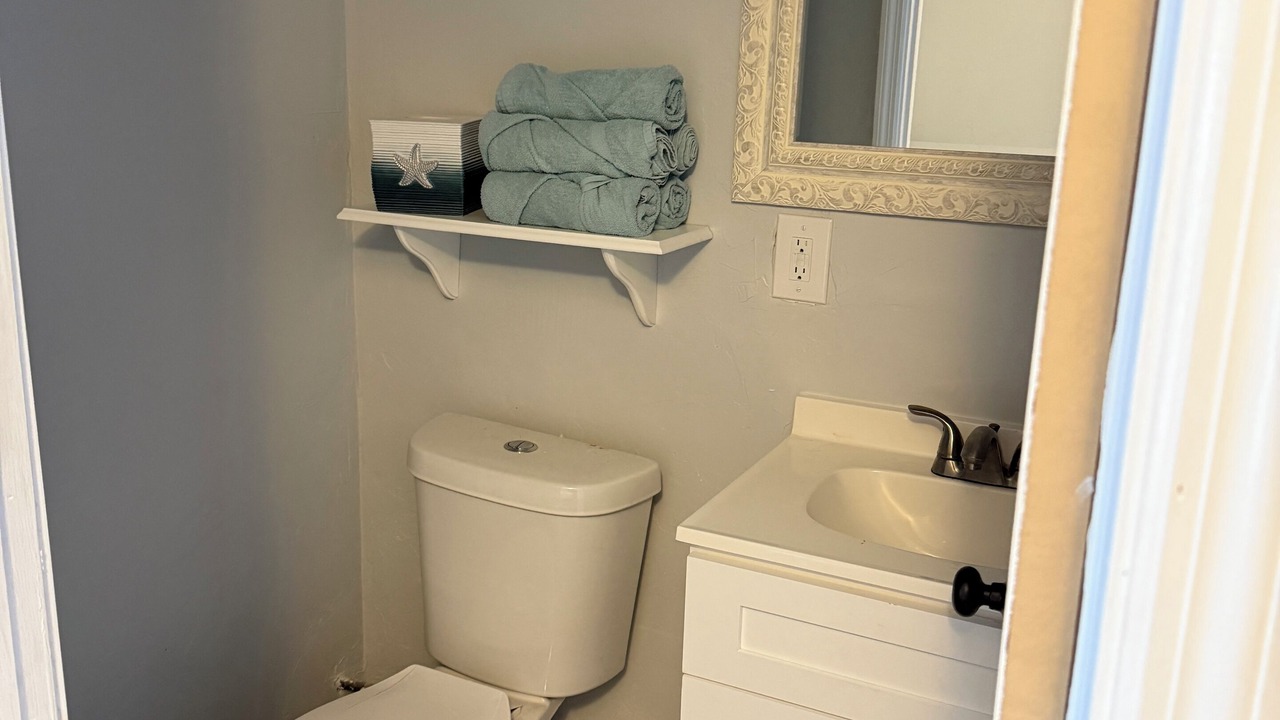 Photo of Bedroom in Weeki Wachee Gardens