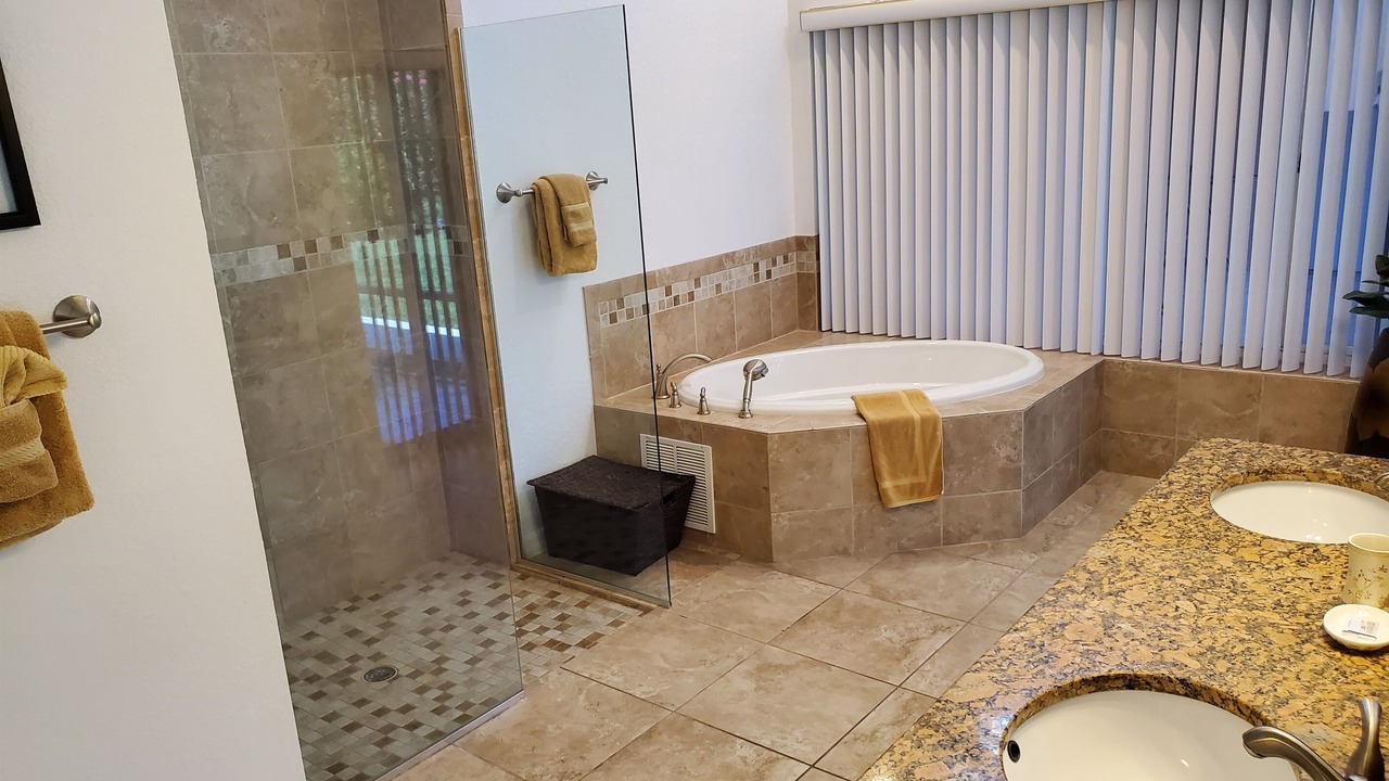 Photo of Bathroom in Clermont