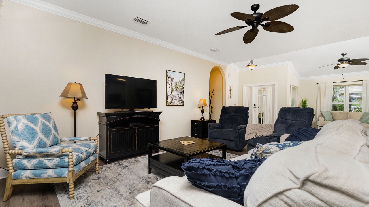 Photo of Livingroom in Long Meadow