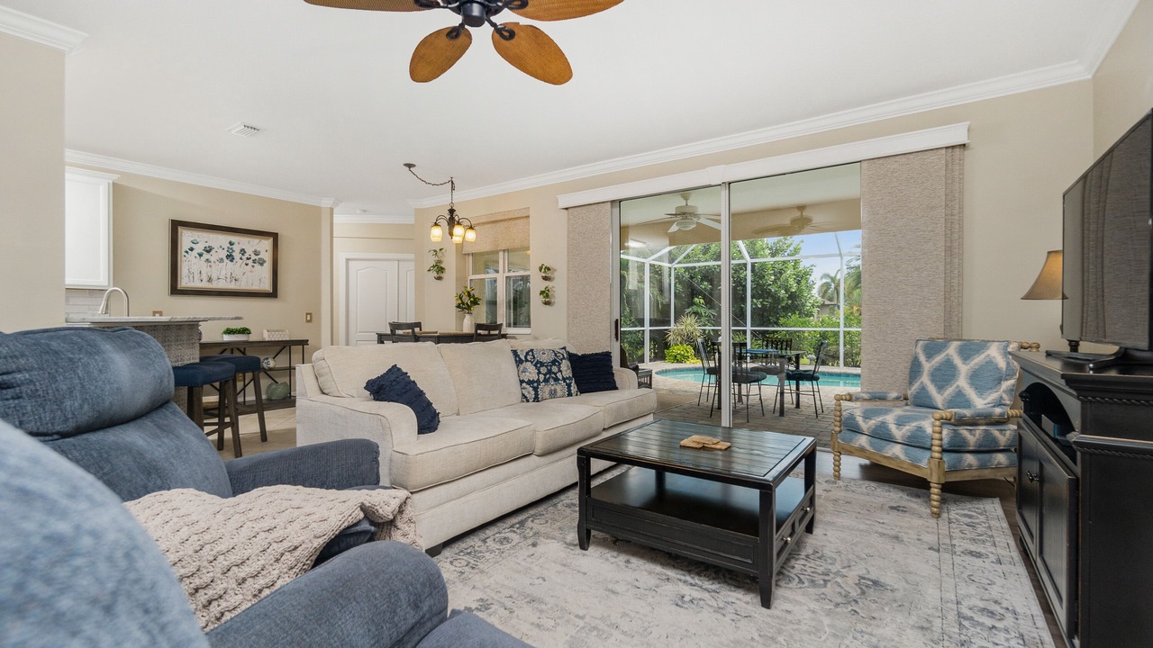 Photo of Livingroom in Long Meadow