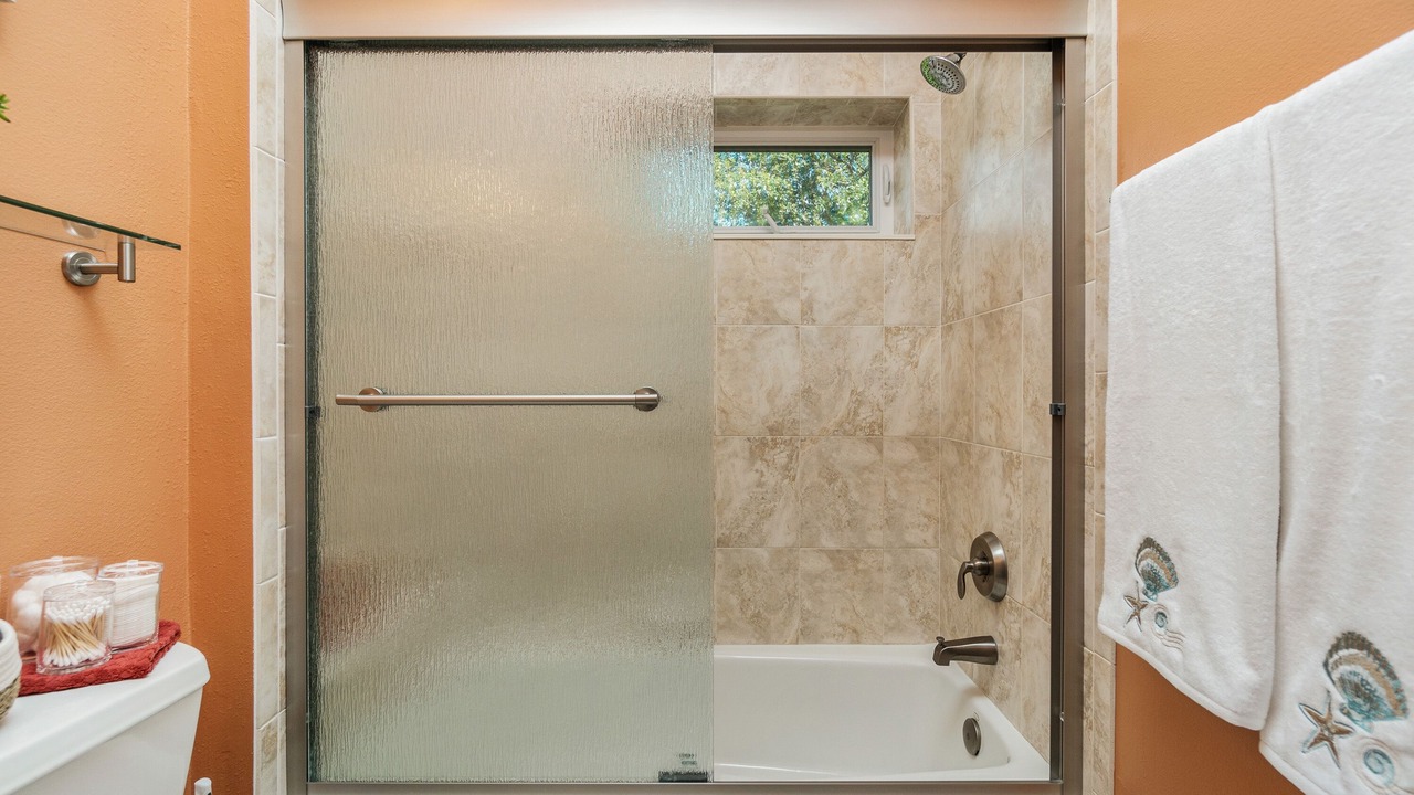 Photo of Bathroom in Long Meadow