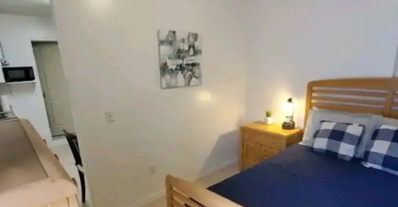 Photo of Bedroom in Lake Magdalene
