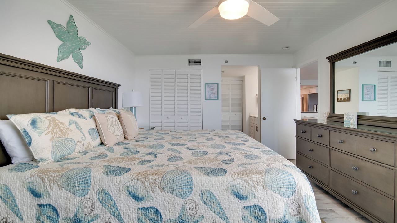 Photo of Bedroom in Hudson