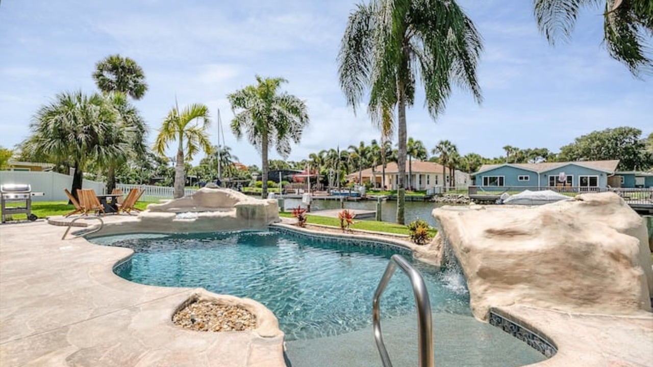 Photo of Outdoor in Forest Isles