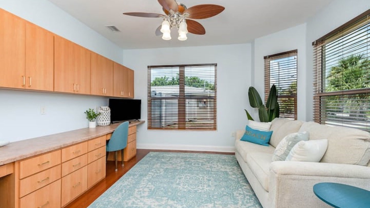 Photo of Livingroom in Forest Isles
