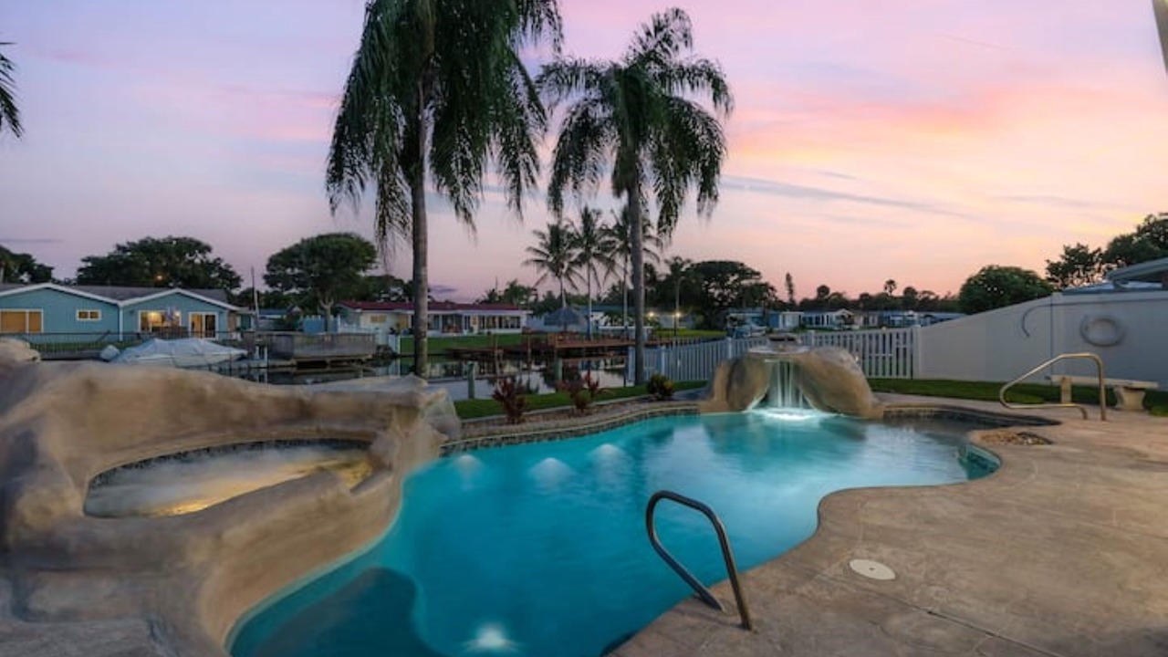Photo of Outdoor in Forest Isles