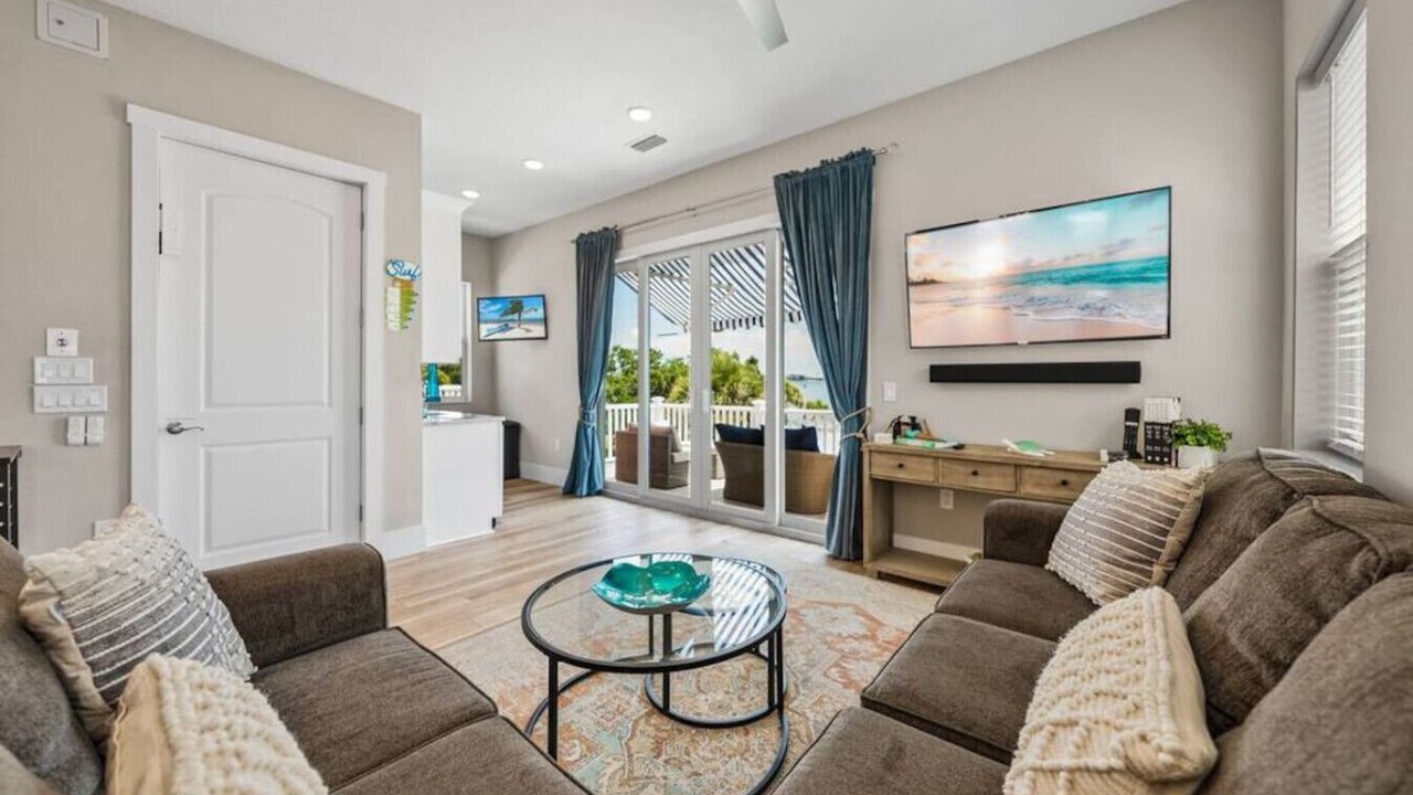 Photo of Livingroom in Gulfport