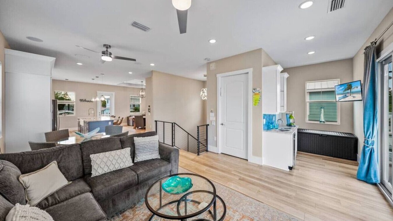 Photo of Livingroom in Gulfport