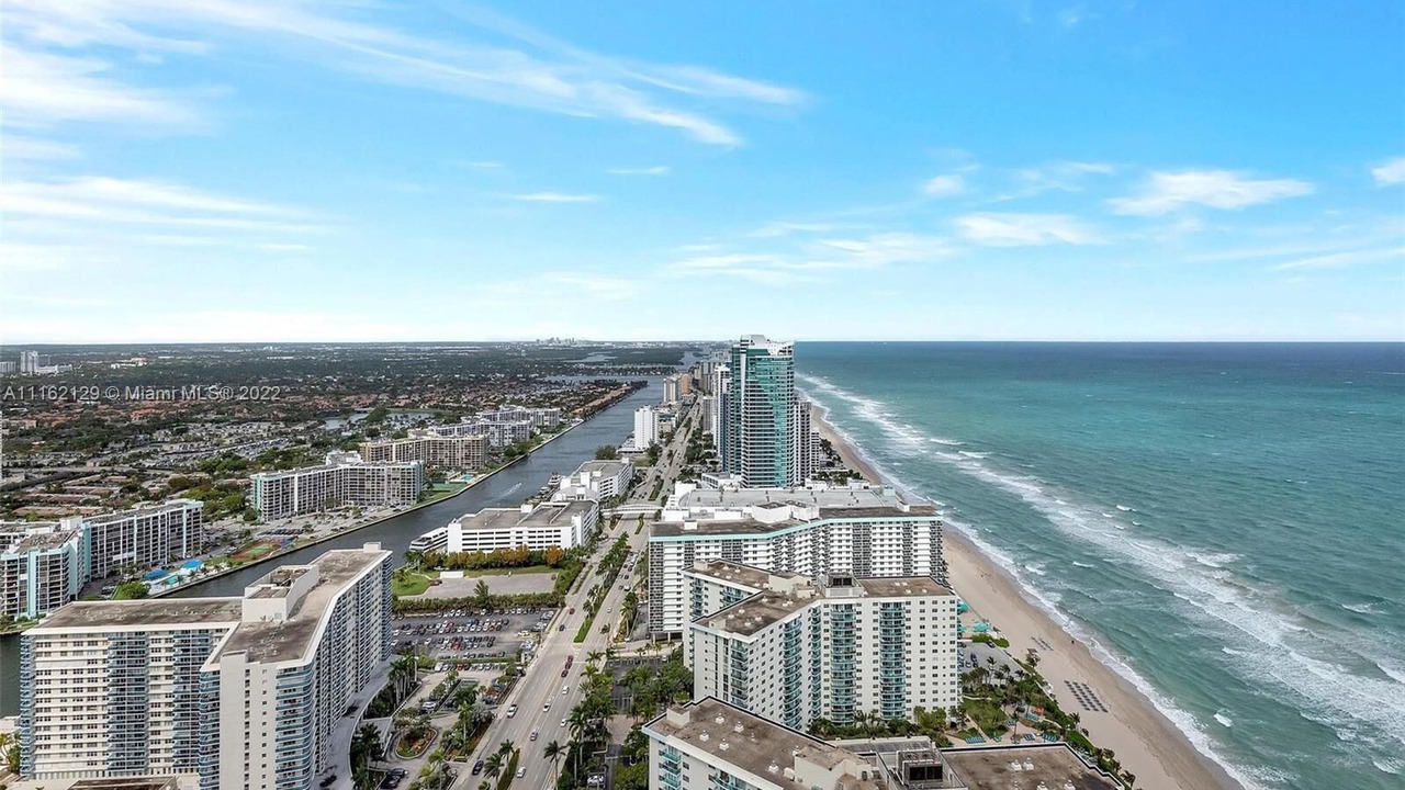 Photo of Outdoor in Hollywood South Central Beach