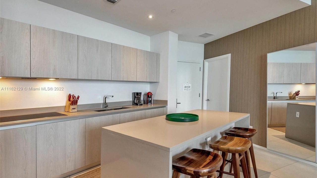 Photo of Kitchen in Hollywood South Central Beach