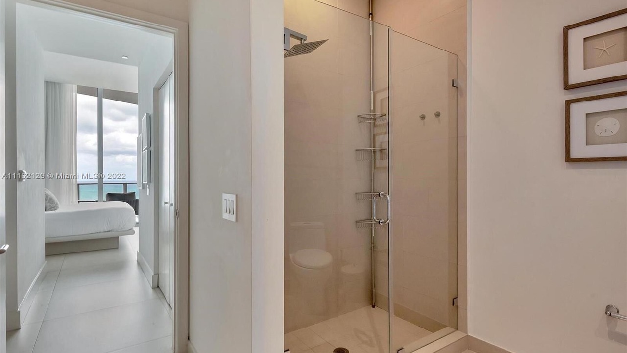 Photo of Bathroom in Hollywood South Central Beach