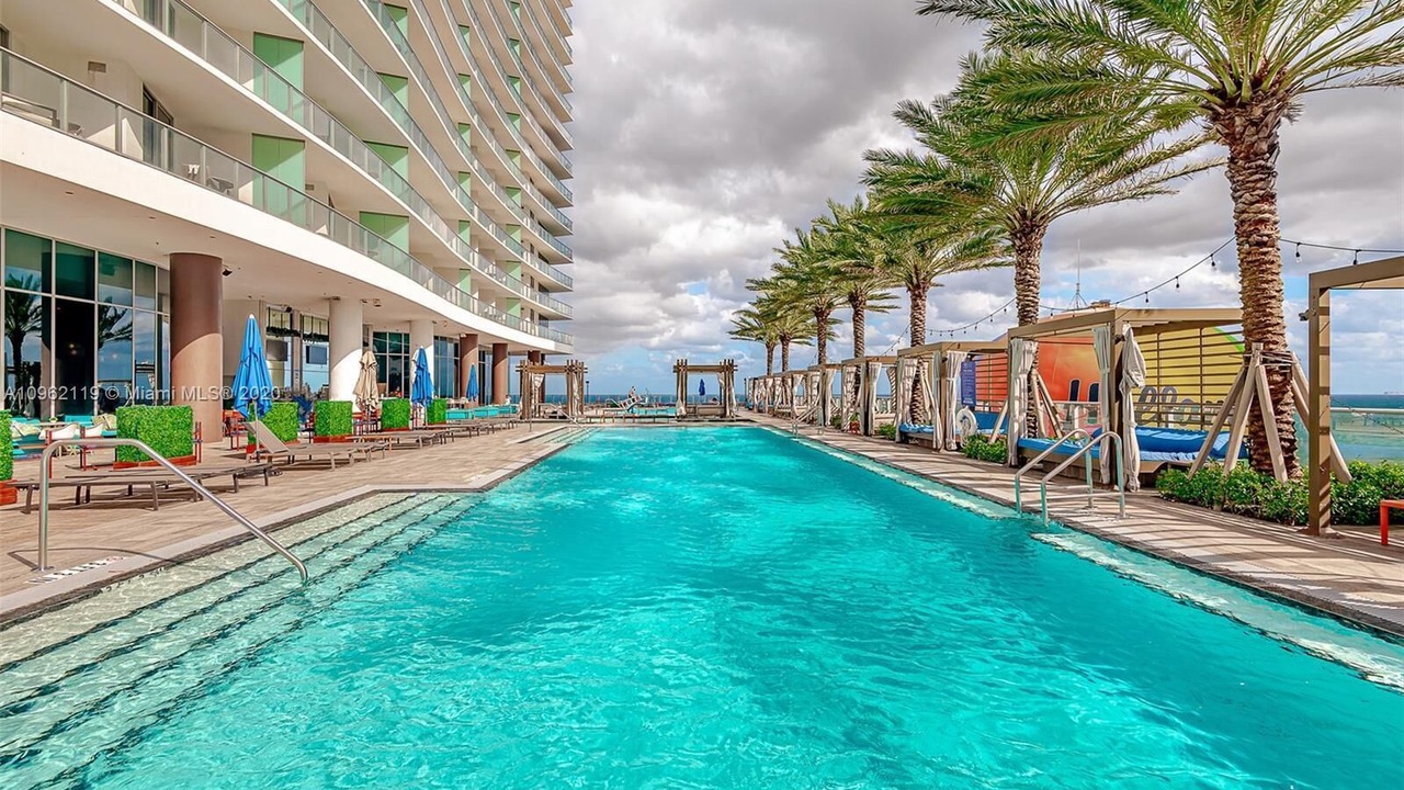 Photo of Outdoor in Hollywood South Central Beach