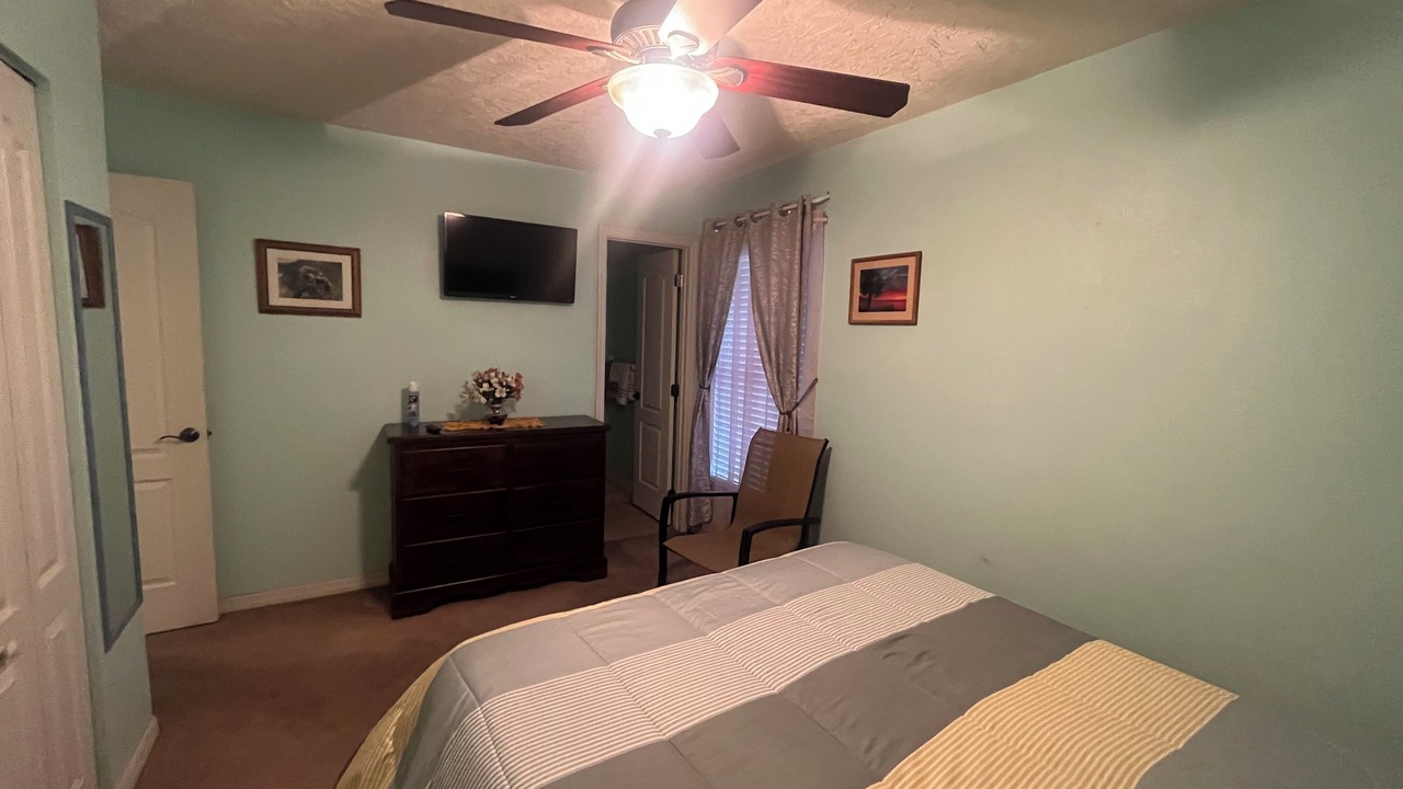 Photo of Bedroom in Lady Lake