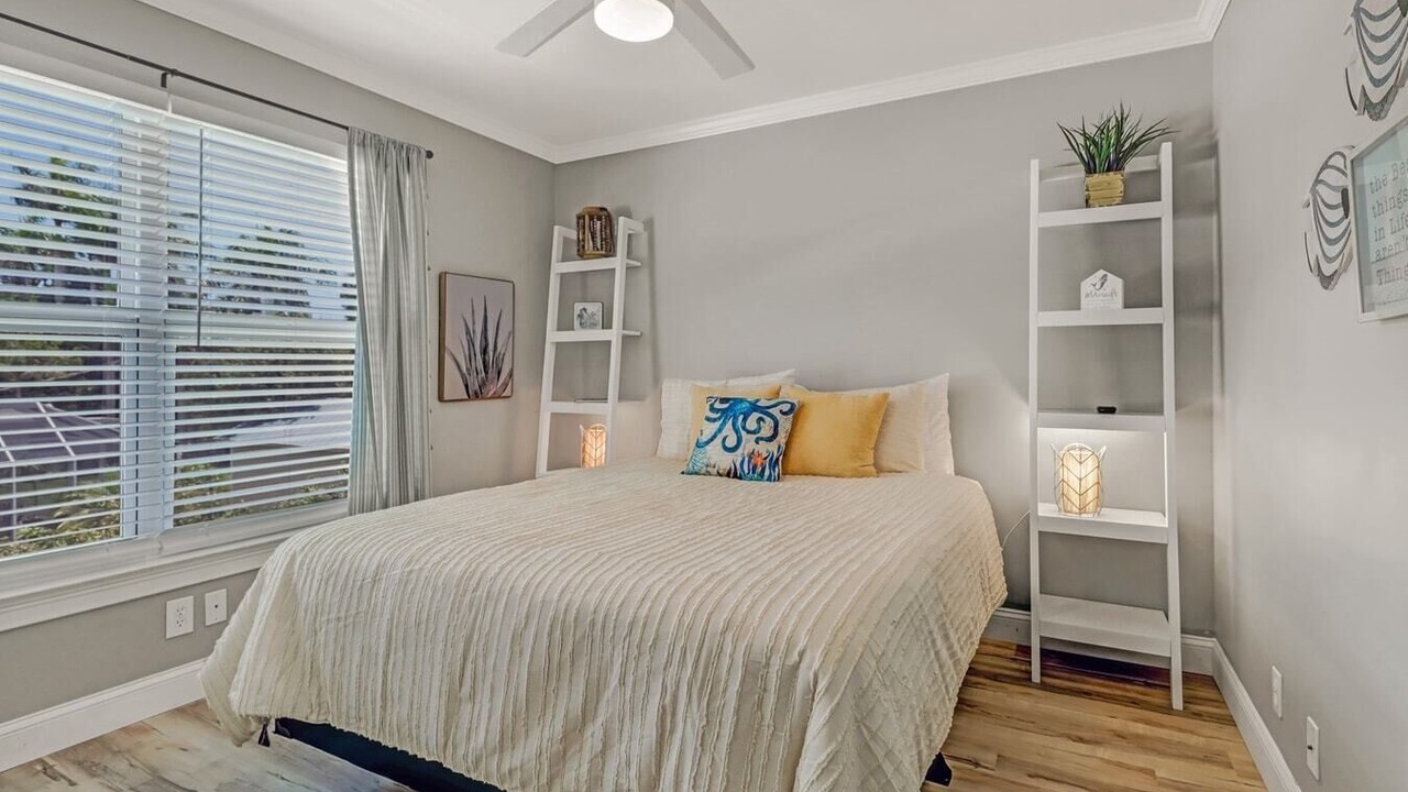 Photo of Bedroom in Central Naples