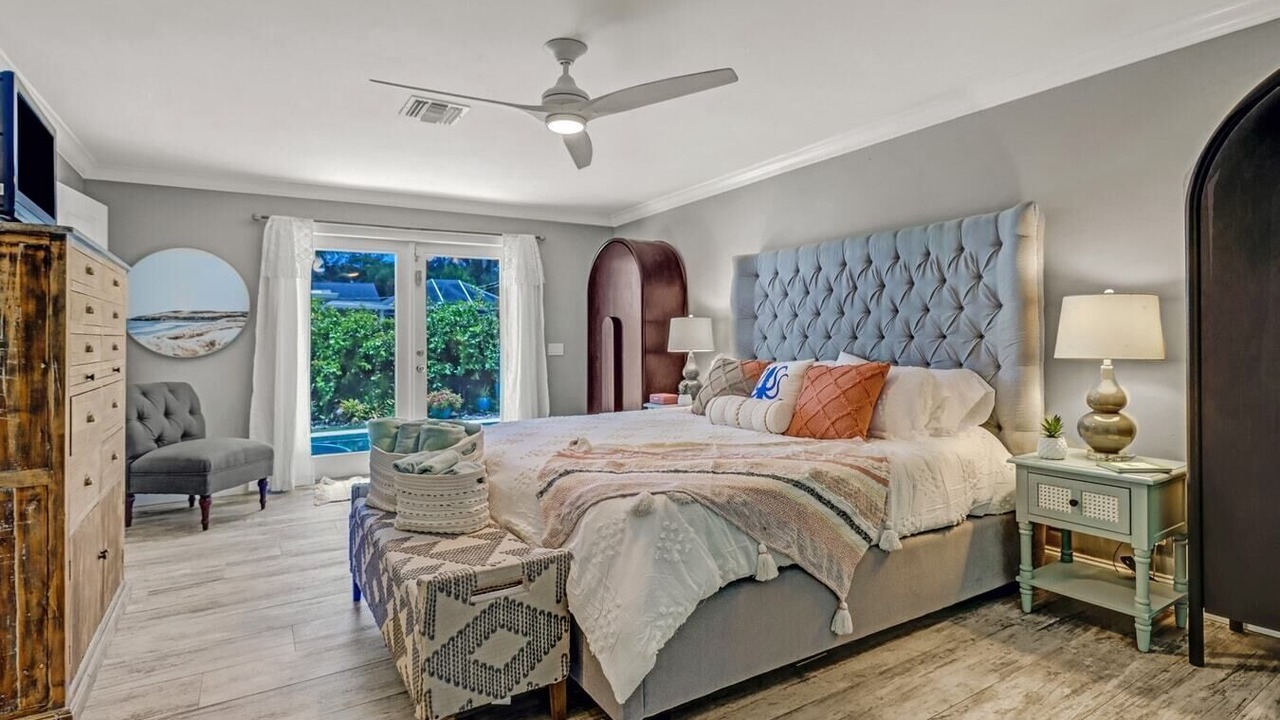 Photo of Bedroom in Central Naples