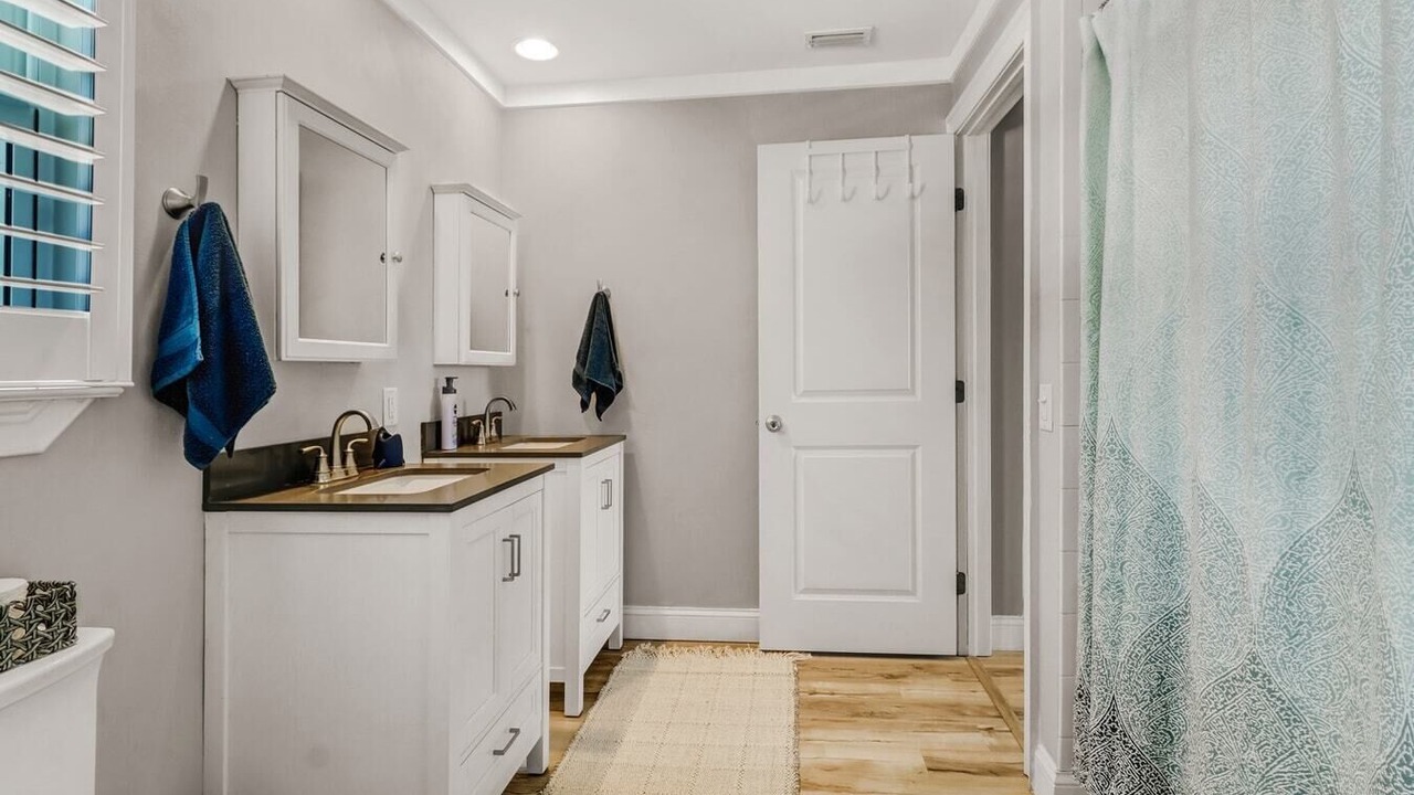 Photo of Bathroom in Central Naples