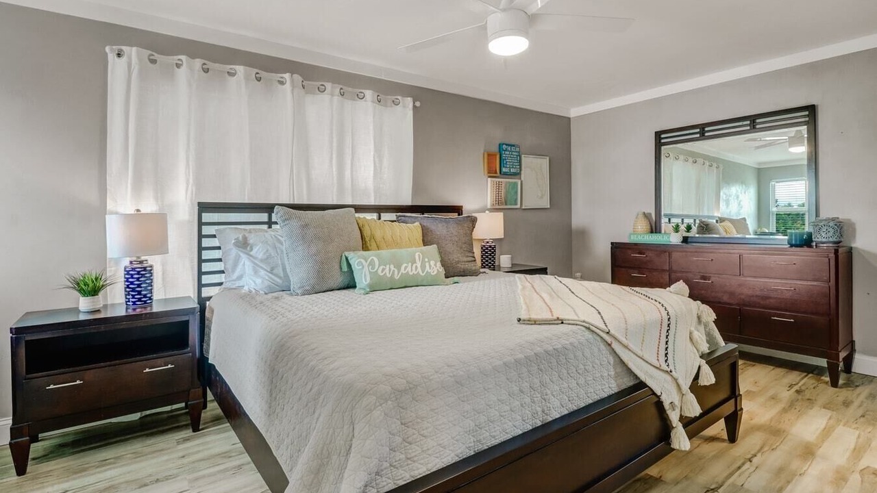 Photo of Bedroom in Central Naples