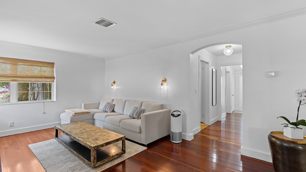 Photo of Livingroom in Southside