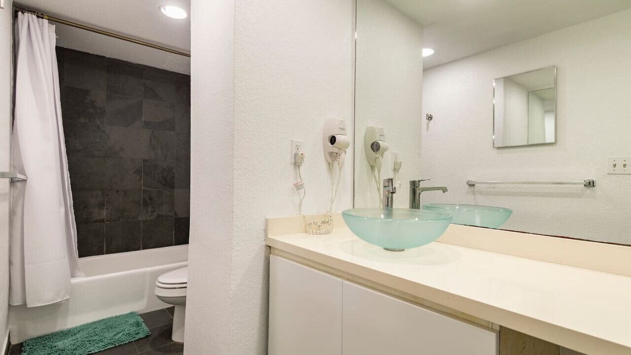 Photo of Bathroom in Hollywood South Central Beach