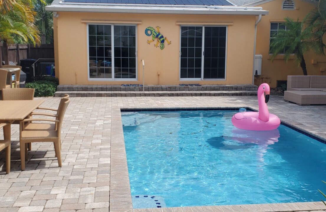 Photo of Outdoor in Parrot Cove