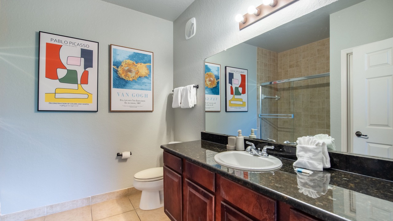 Photo of Bathroom in Four Corners