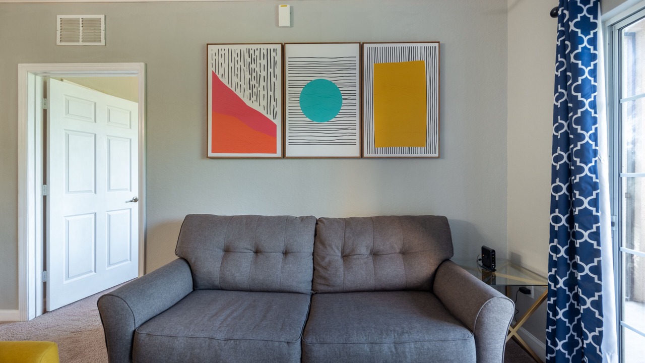 Photo of Livingroom in Four Corners