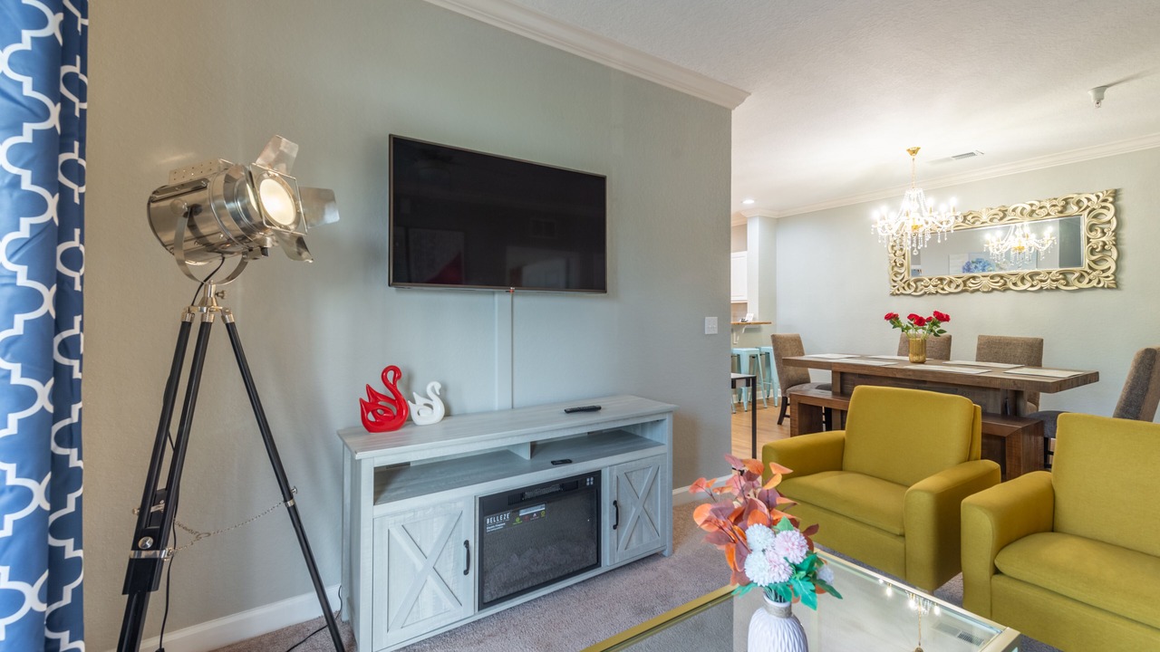 Photo of Livingroom in Four Corners