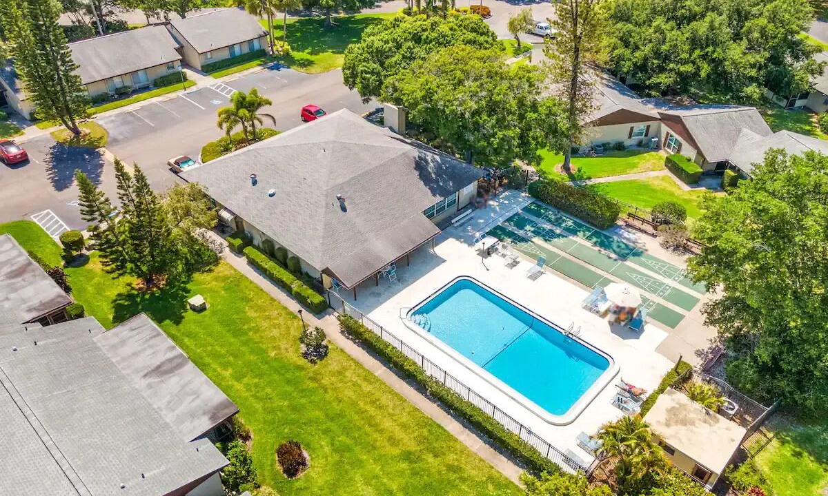 Photo of Outdoor in Largo